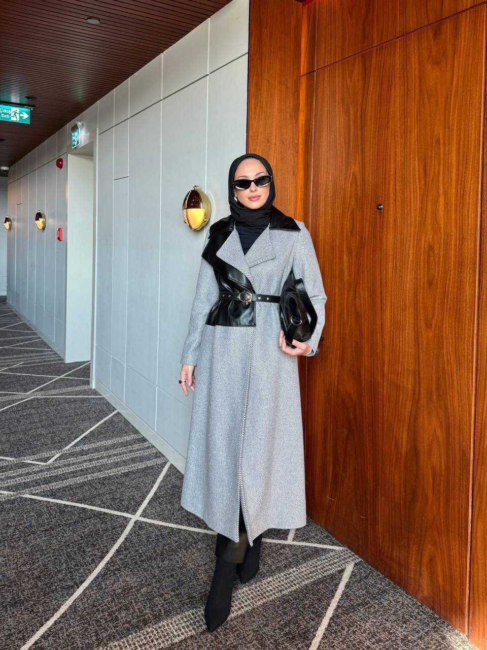 DERİ DETAYLI KAŞE KABAN